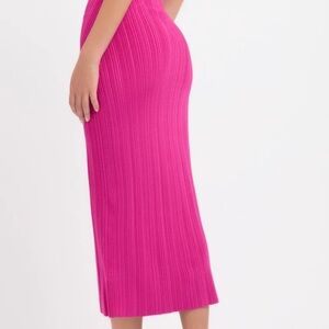 JS17 Elegant Pink Ribbed Midi Skirt